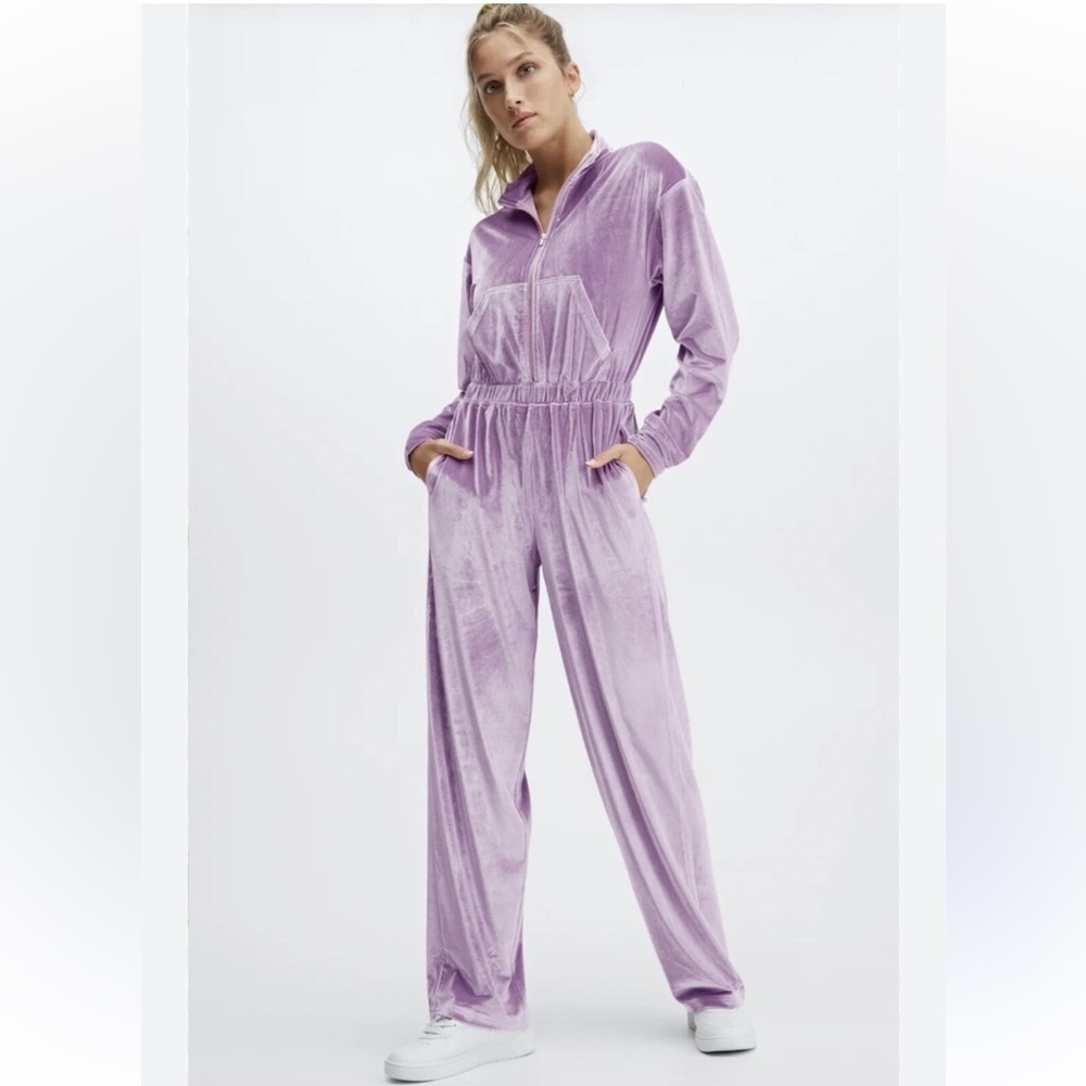 Fabletics Women's Velour Zip-Up Wide Leg jumpsuit one piece in purple sz XS